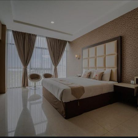 Osaka Hotel Batam นาโกยา ภายนอก รูปภาพ