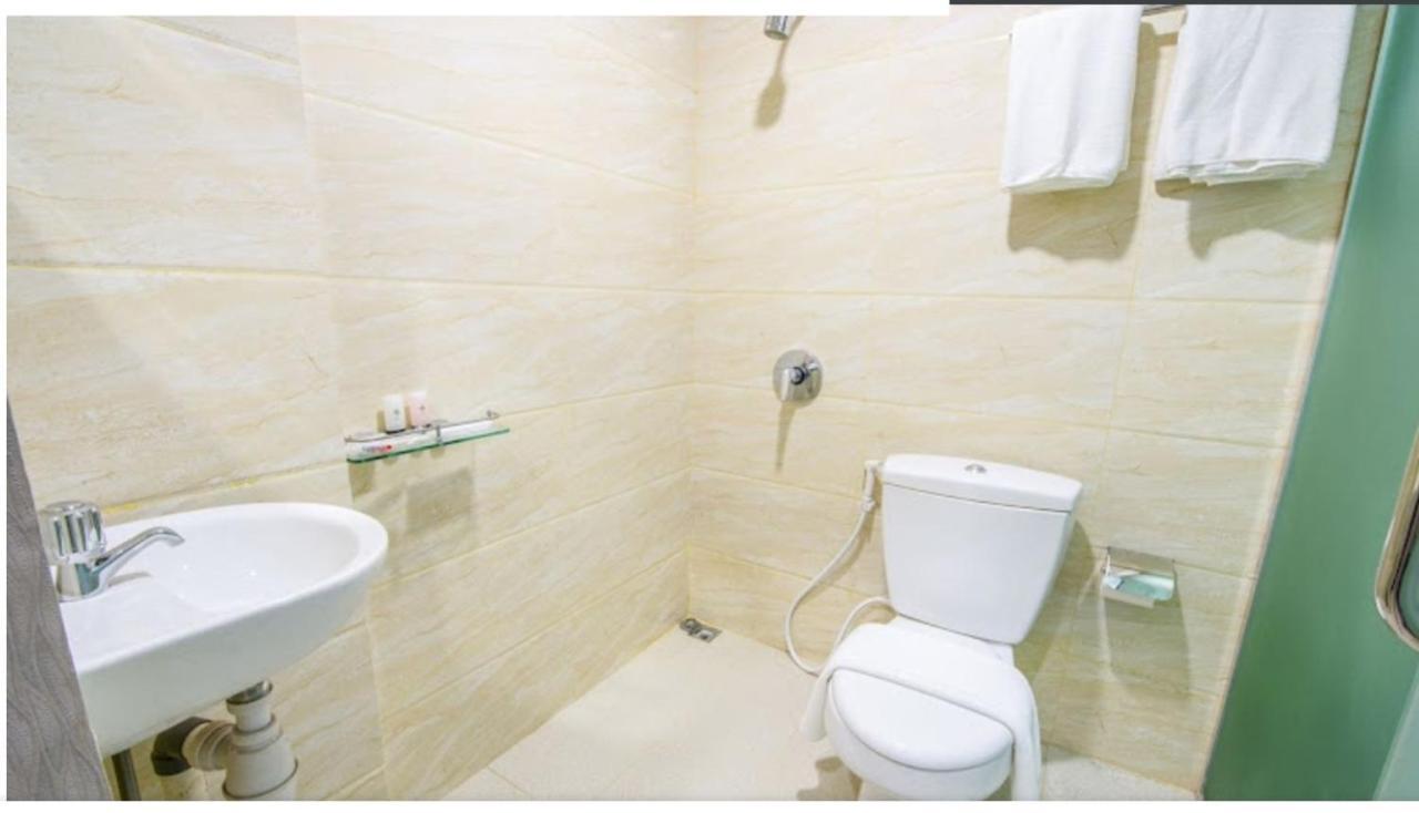 Osaka Hotel Batam นาโกยา ภายนอก รูปภาพ